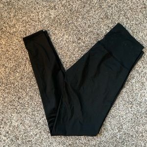 Black Teeki Yoga Pant